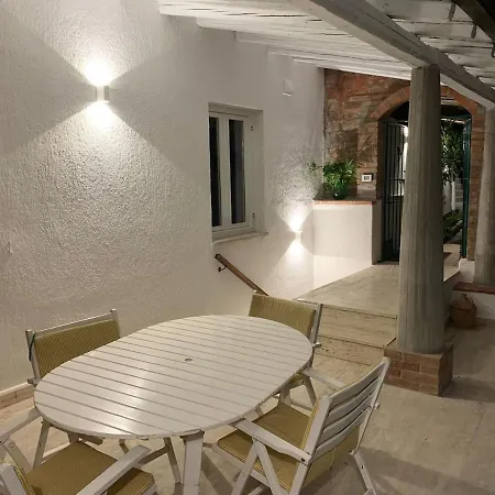 Apartman Un'oasi Tra I Limoni *