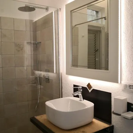 Un'oasi Tra I Limoni Naso